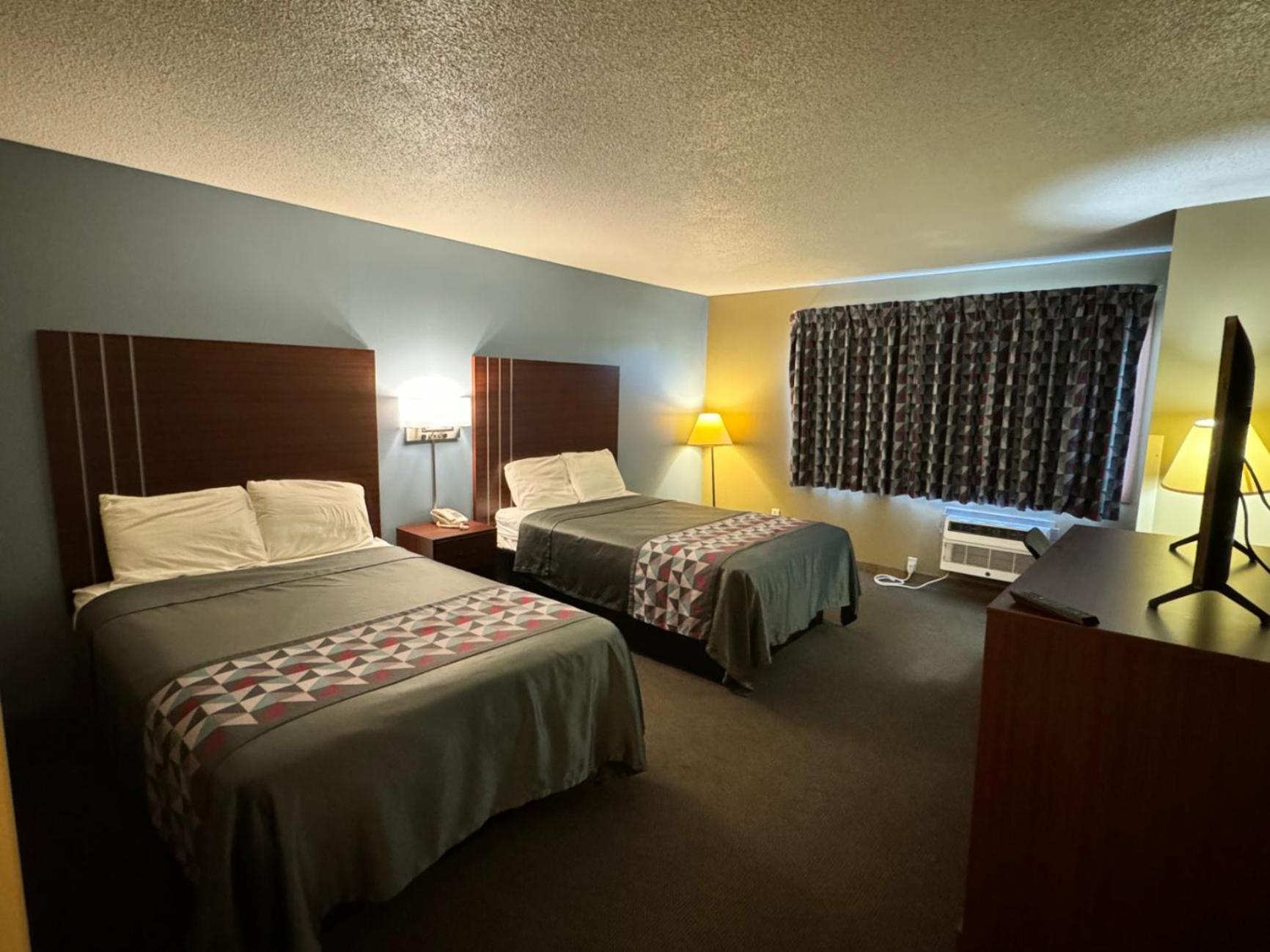 Western Inn Каунсил-Блафс Номер фото