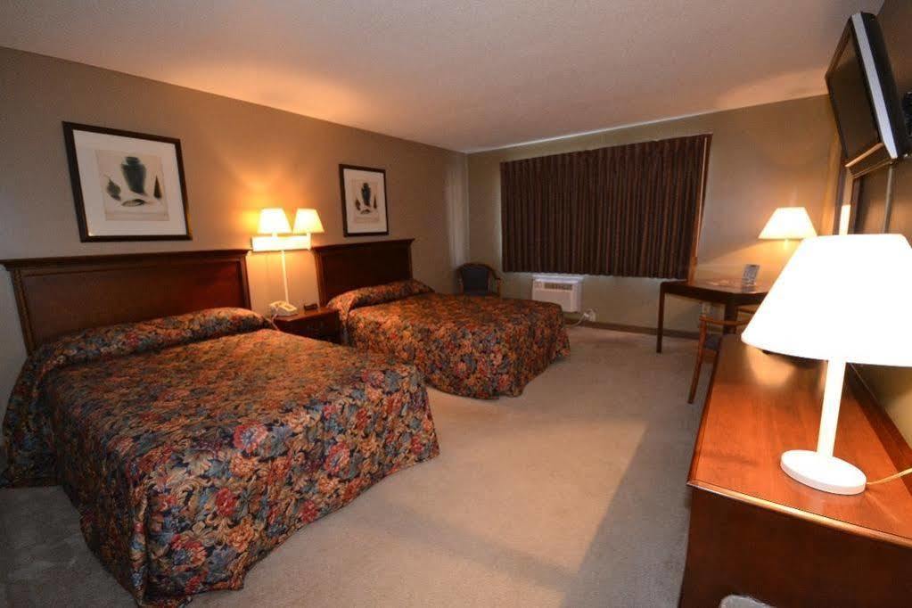 Western Inn Каунсил-Блафс Экстерьер фото